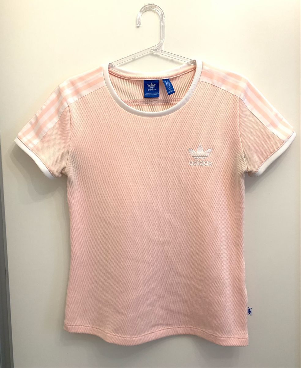 camiseta adidas feminina rosa