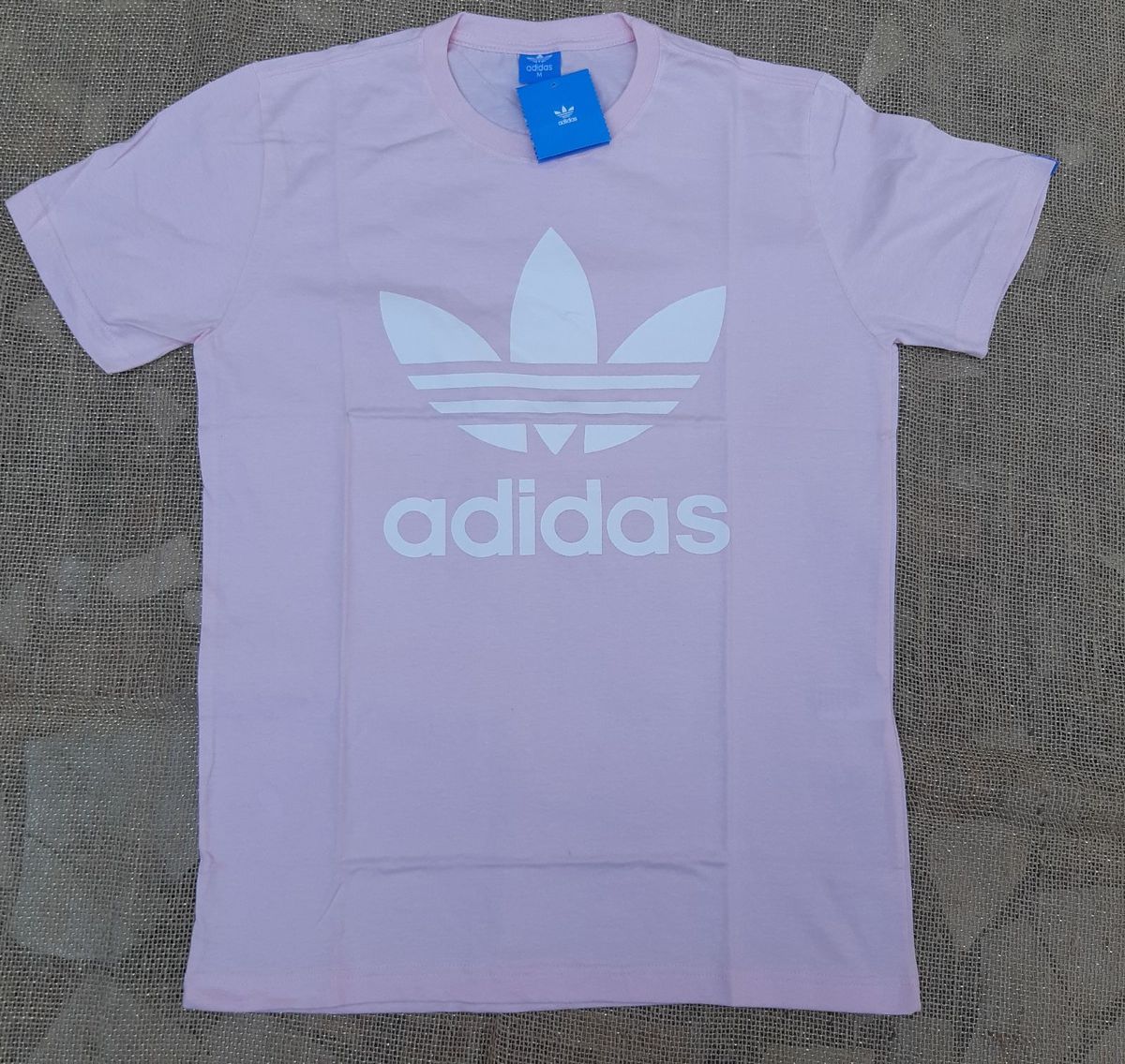 camisa feminina adidas rosa