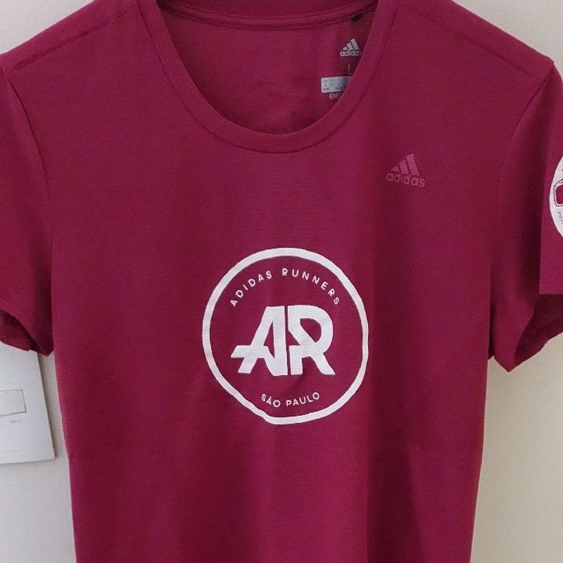 Camiseta Adidas Runners Feminina Vinho Tamanho G Tecido