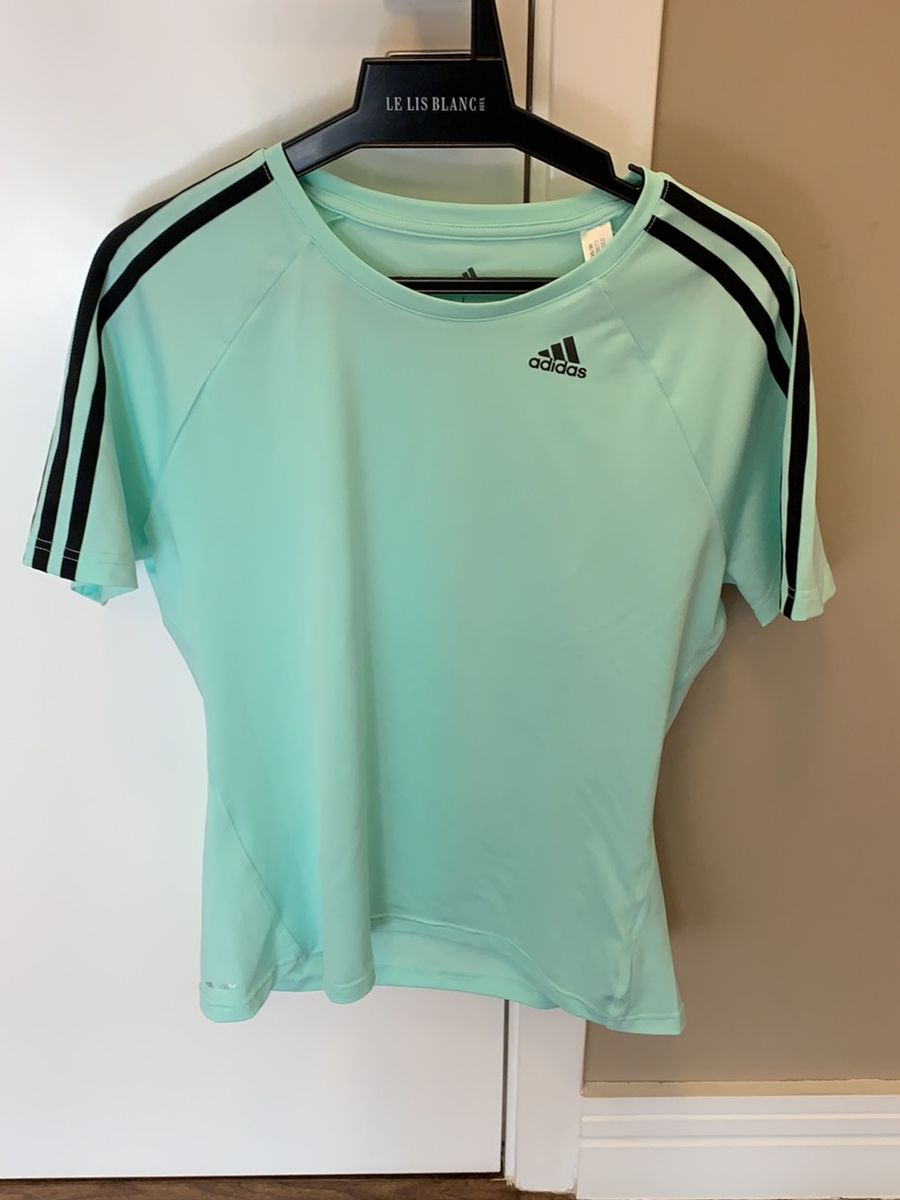 camiseta adidas feminina verde