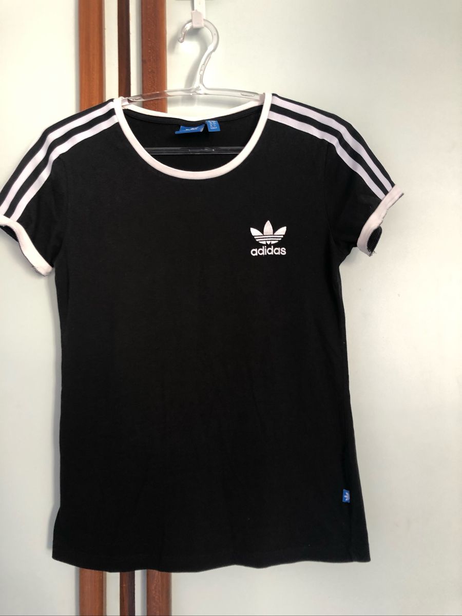 camiseta feminina adidas preta