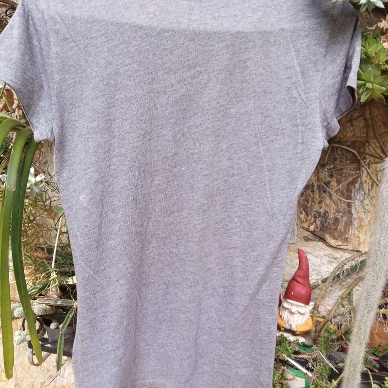 Camiseta Beach Club Basic  Camiseta Feminina Hollister Usado