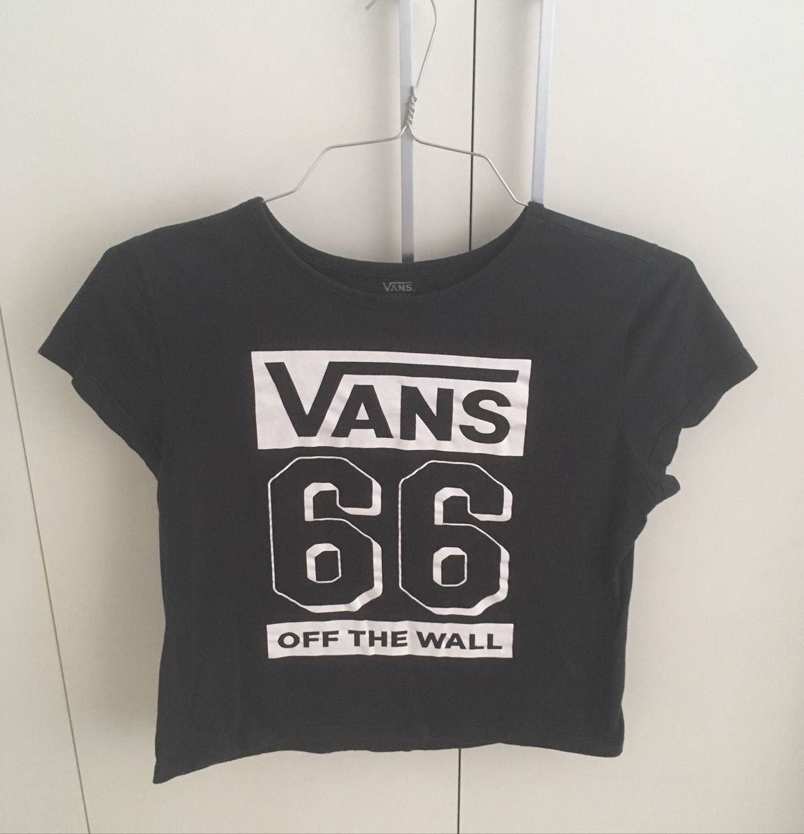 camiseta feminina vans off the wall