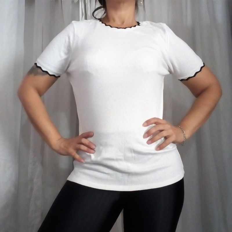 Camiseta Feminina Zara Branco