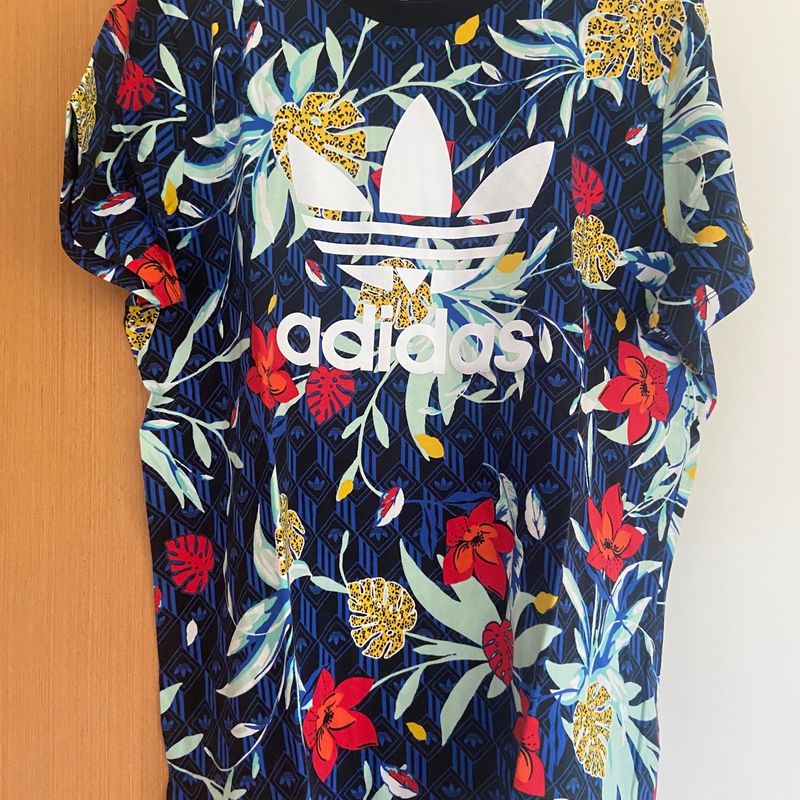 Camiseta adidas hot sale feminina colorida