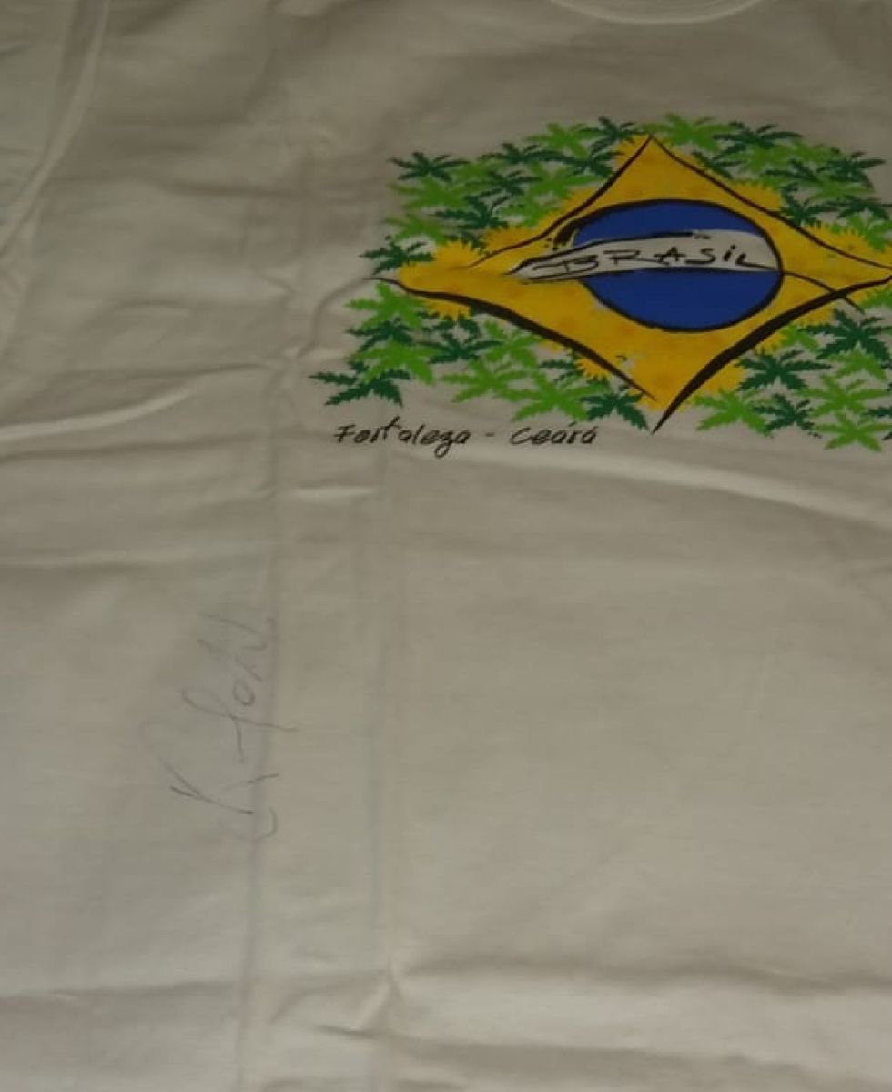 Par de Camisas 10 autografadas pelo Jogador Ronaldinho Gaúcho