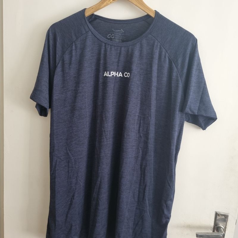 Camiseta Alpha Co