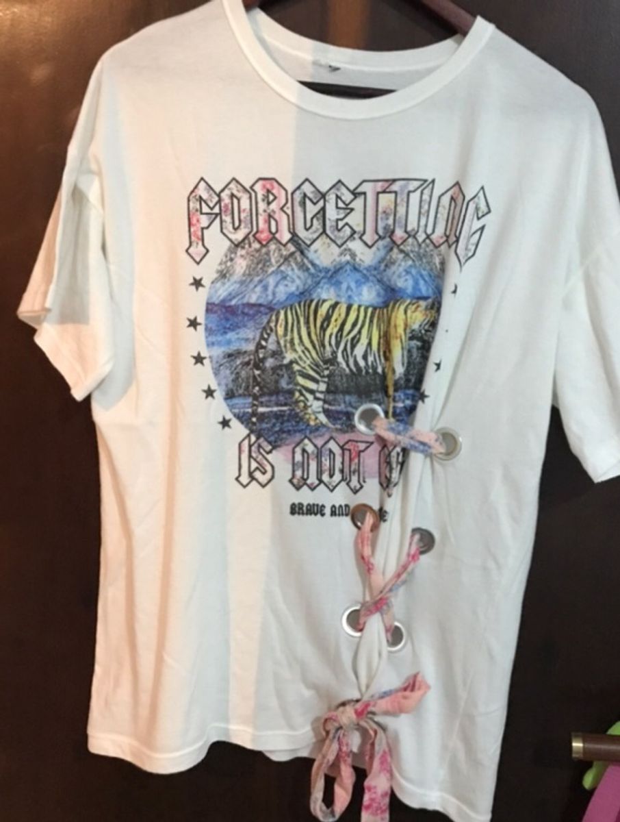 camisa estilosa feminina