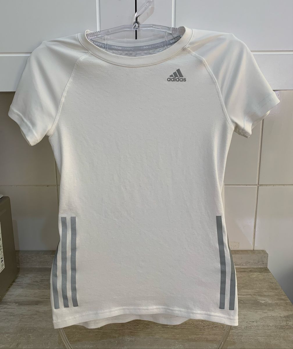 camiseta adidas feminina branca