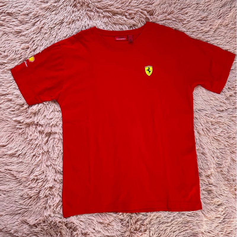 Camiseta feminina hot sale ferrari