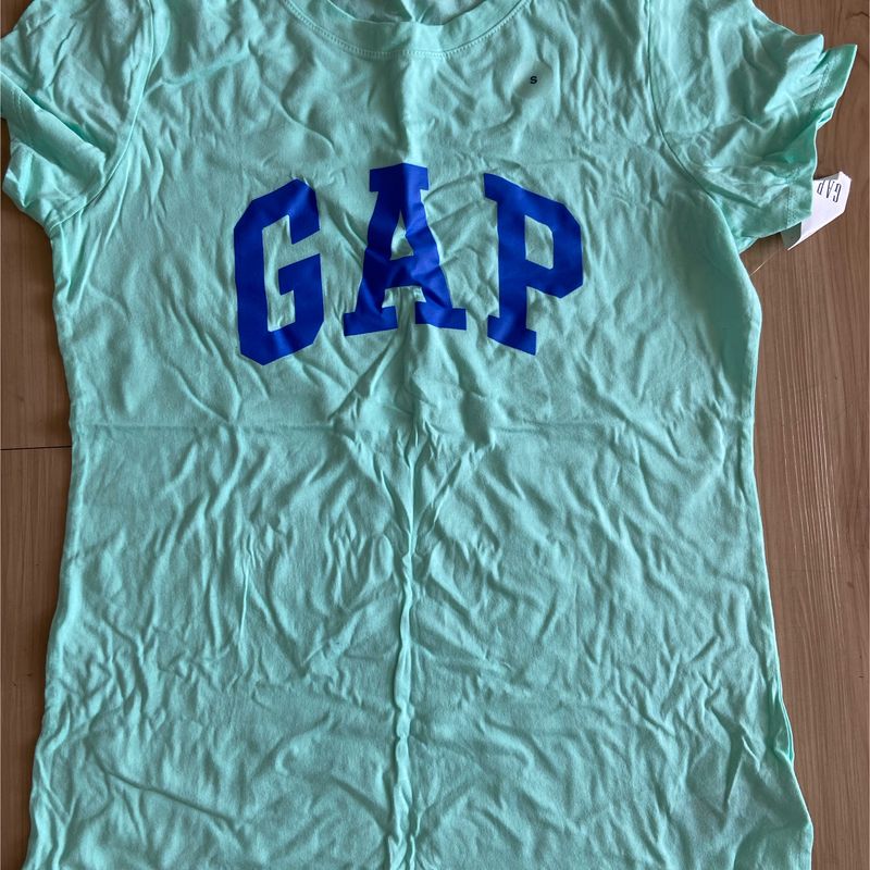 Camiseta 2024 feminina gap