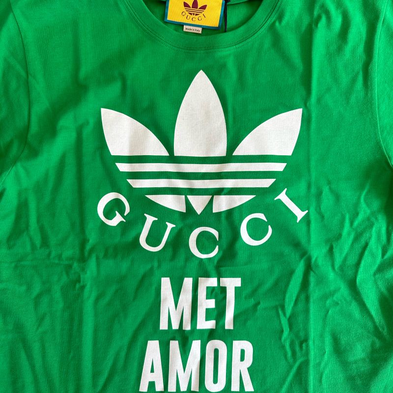 本日限定！セール！ GUCCI adidas　コラボ　グリーン Tシャツ Camiseta Gucci X Adidas Original | Gucci X Adidas Nunca Usado