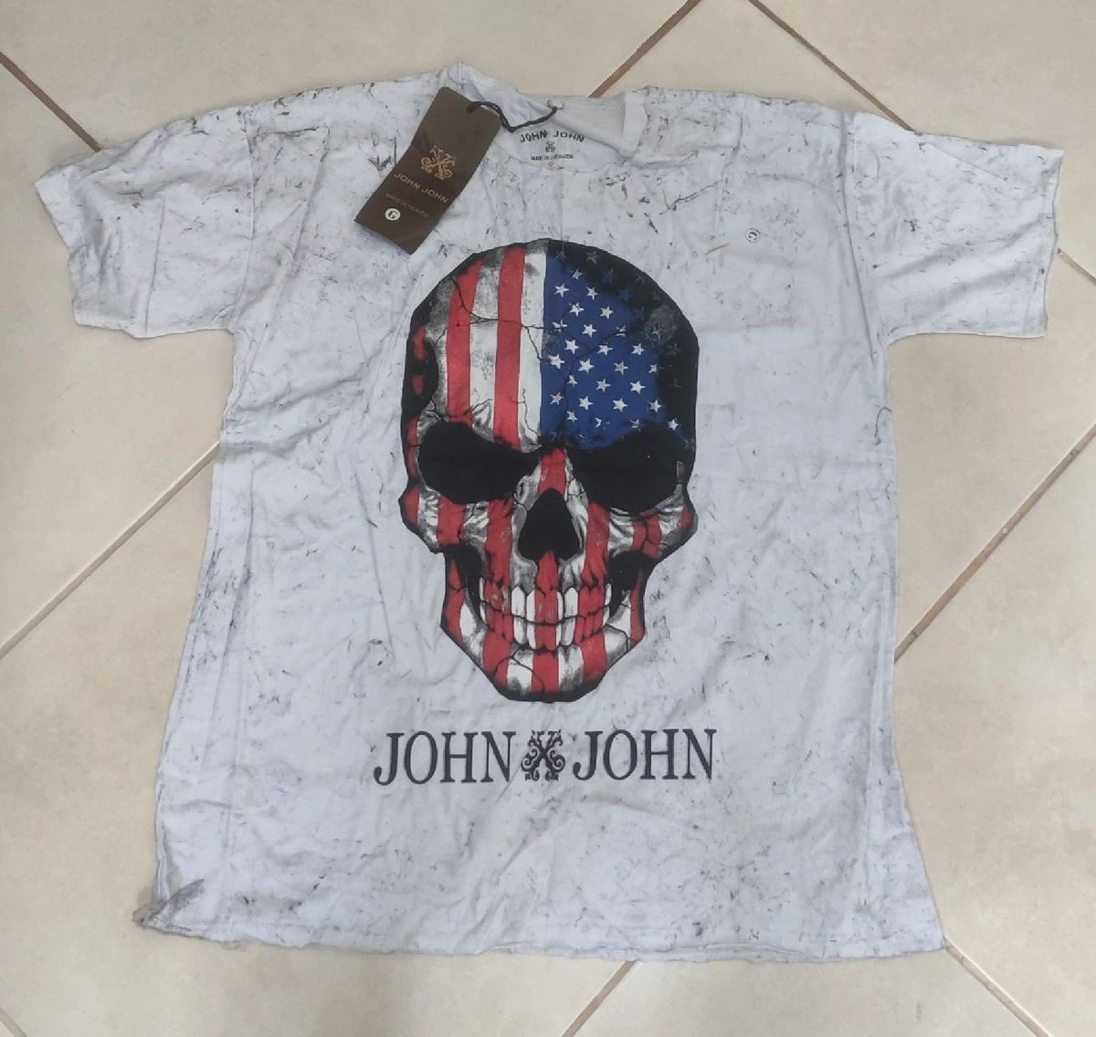 Camiseta John John Caveira Glossy Masculina - Dom Store Multimarcas  Vestuário Calçados Acessórios