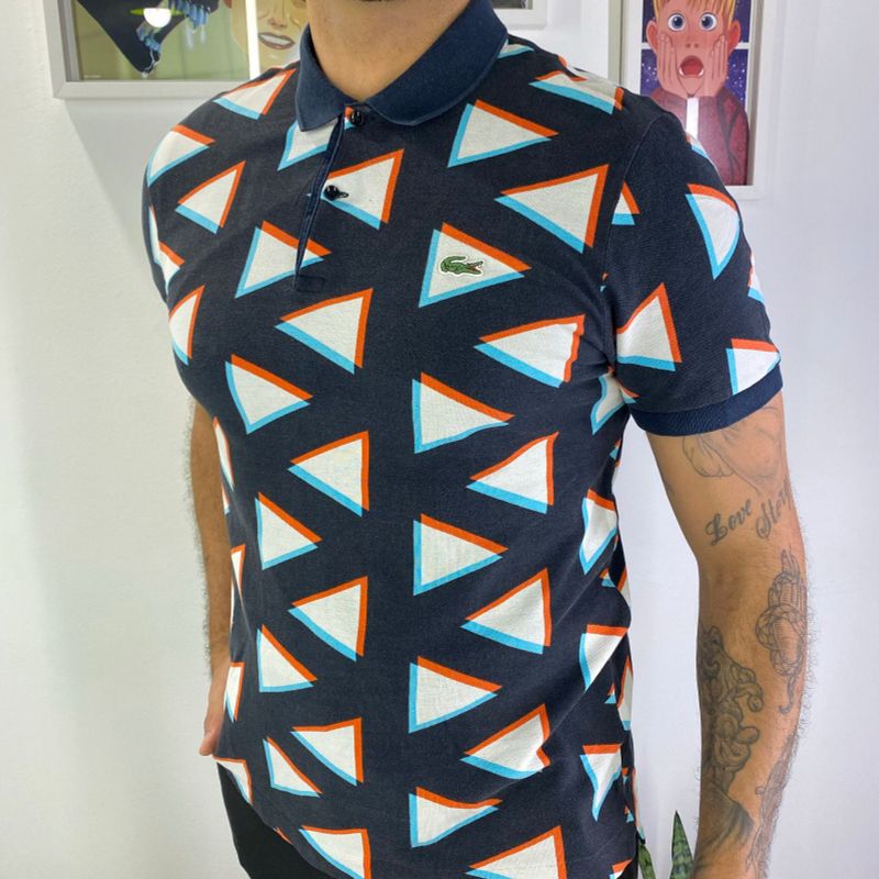 Camiseta La Coste Live 3d Estampada Geométrica Triângulos Anos 80 Retro  Vintage Stranger Things Camiseta Masculina Lacoste Usado 40943050 enjoei