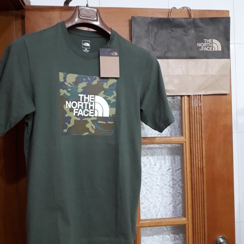 Camiseta The North Face Logo Cinza