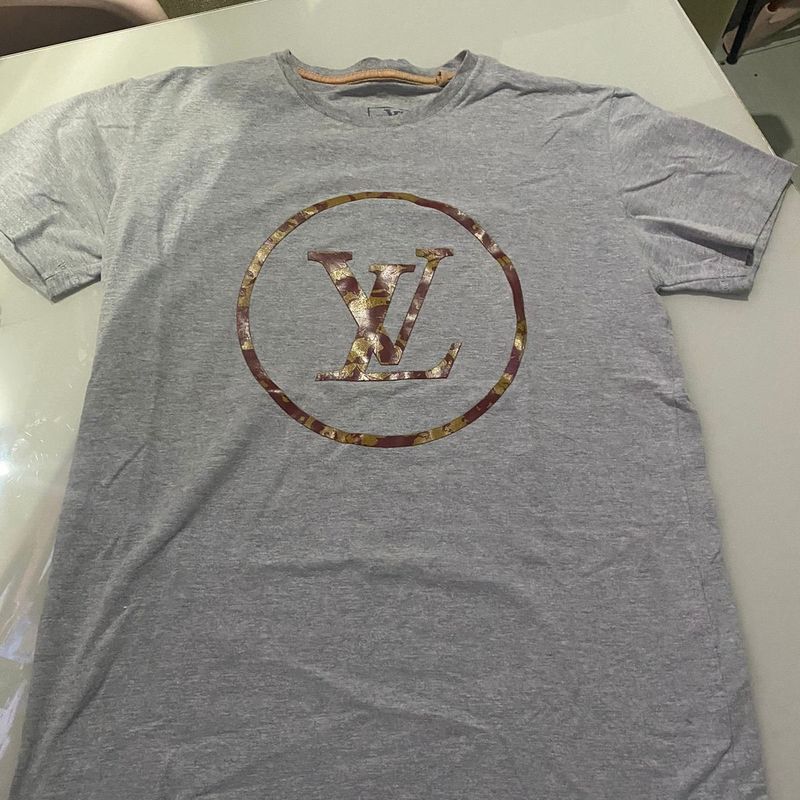 Camiseta infantil marca Louis VUITTON