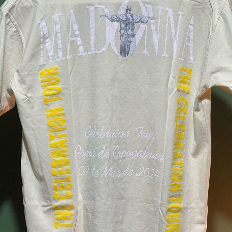 Camiseta Madonna Celebration Tour In Rio - Tam M | Madonna Usado