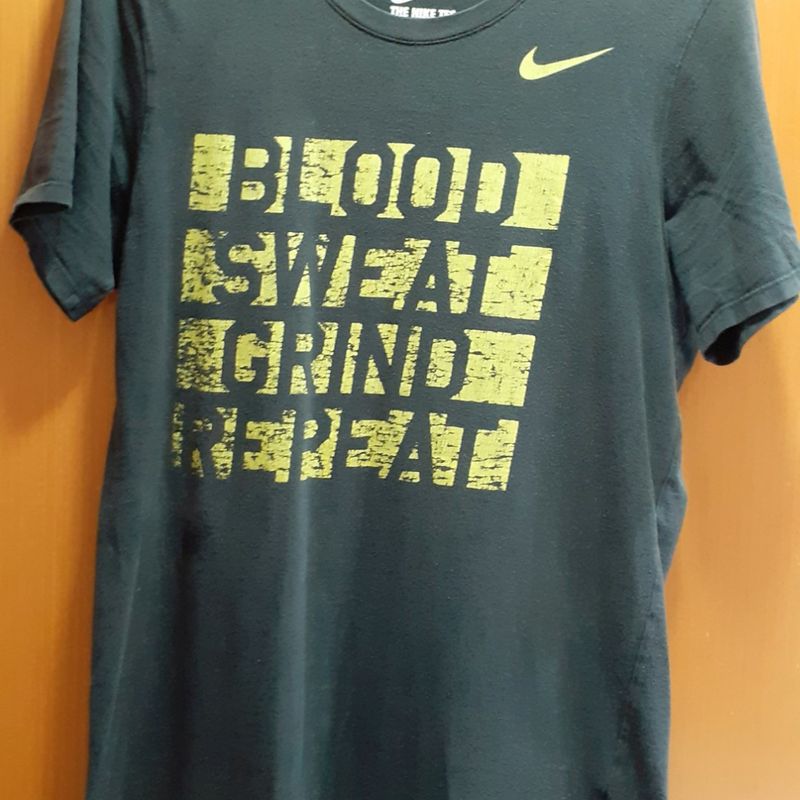 Nike better world outlet t shirt