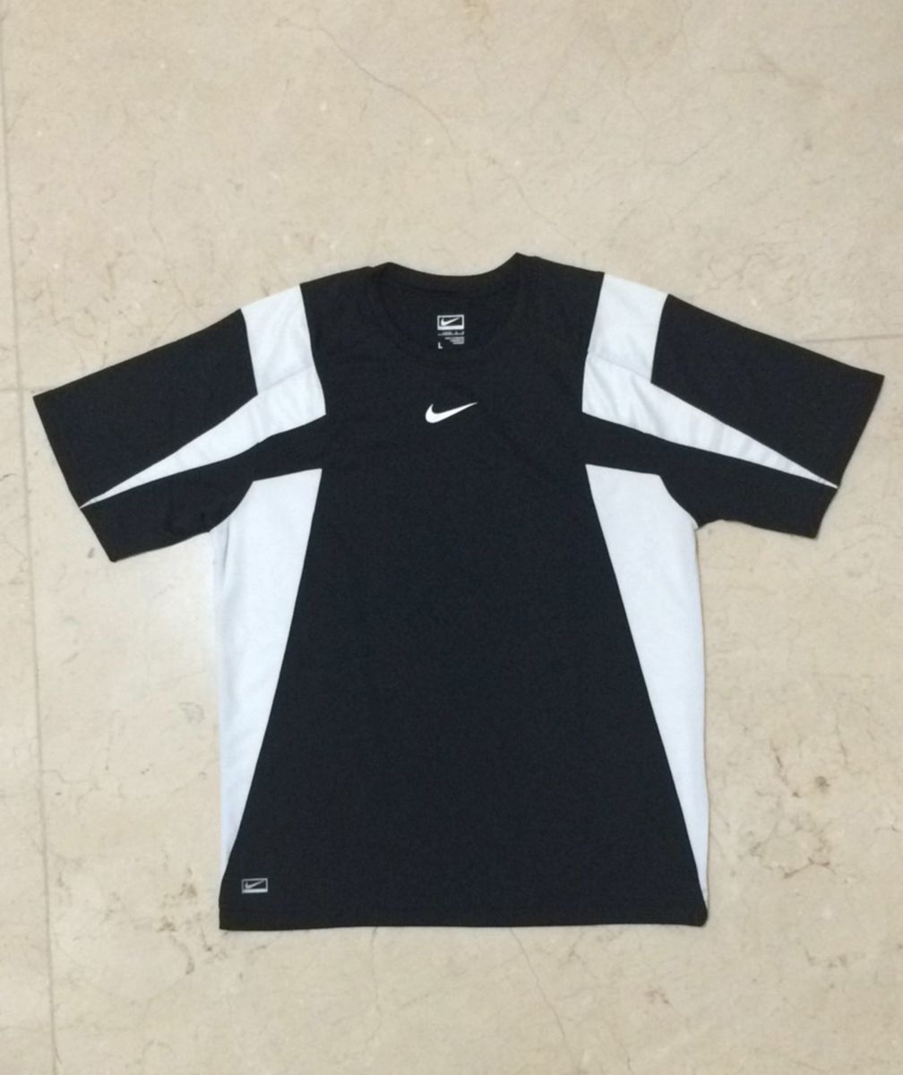 fotos de roupas da nike