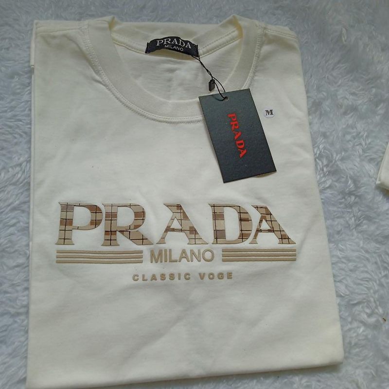 Camiseta Preta Original Prada | Camiseta Masculina Prada Nunca Usado  76906730 | enjoei