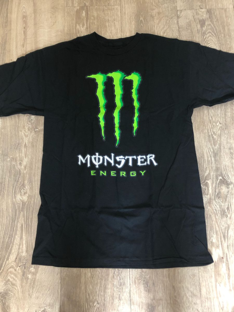 Camiseta Monster Tam M Preta Logo Verde Camiseta Masculina Monster Nunca Usado 33922984 enjoei