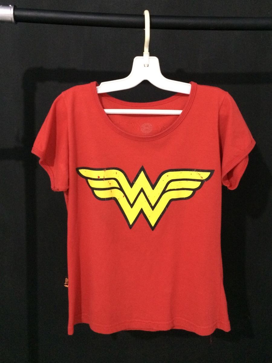 blusa mulher maravilha piticas