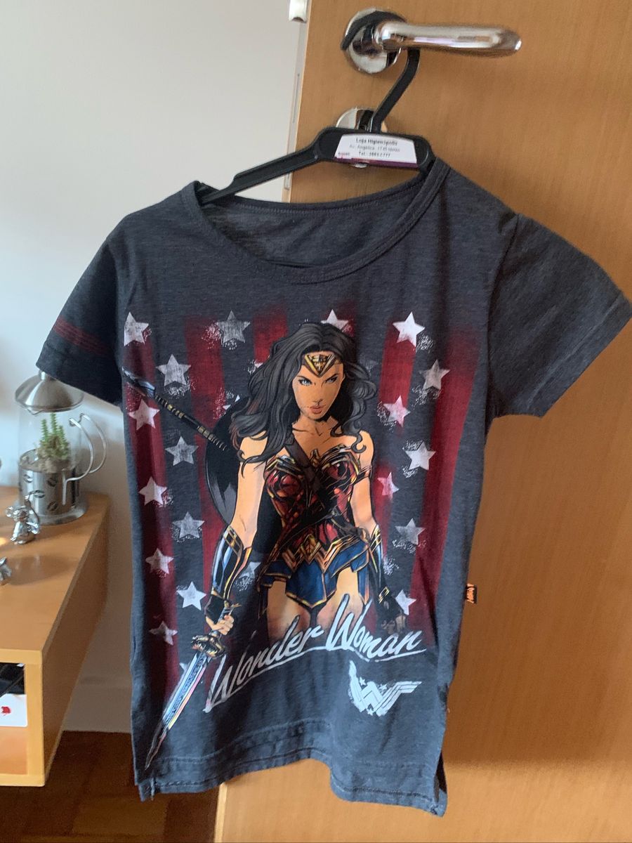 blusa mulher maravilha piticas