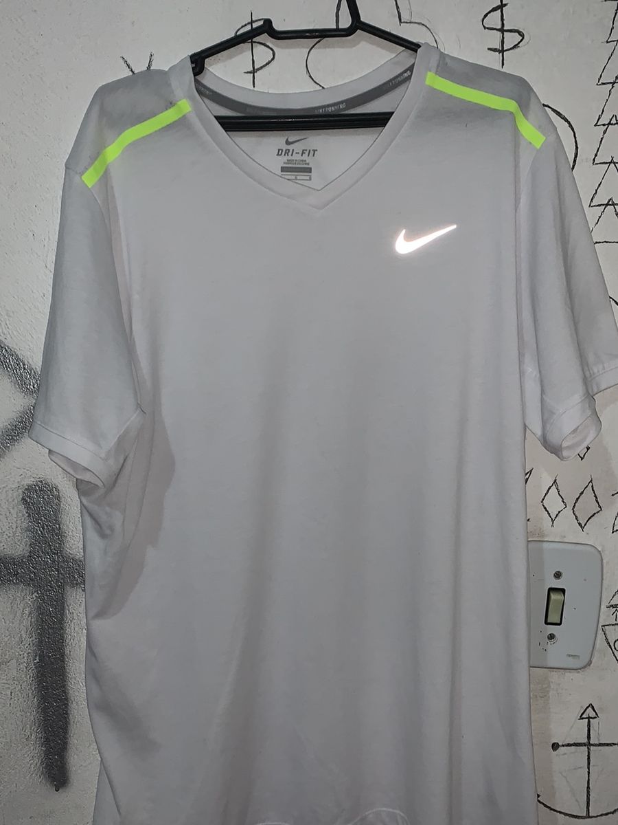 blusa nike refletiva