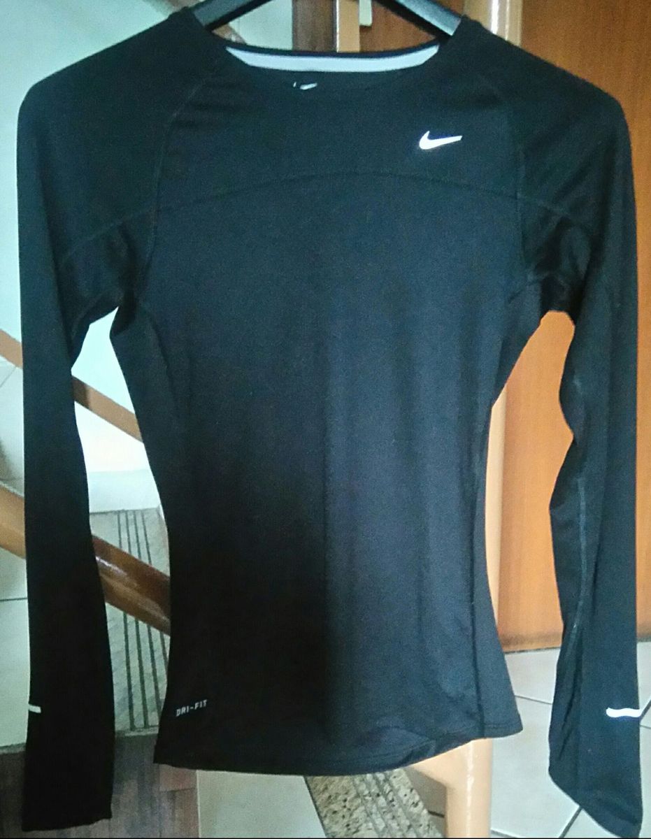 camisa uv nike feminina