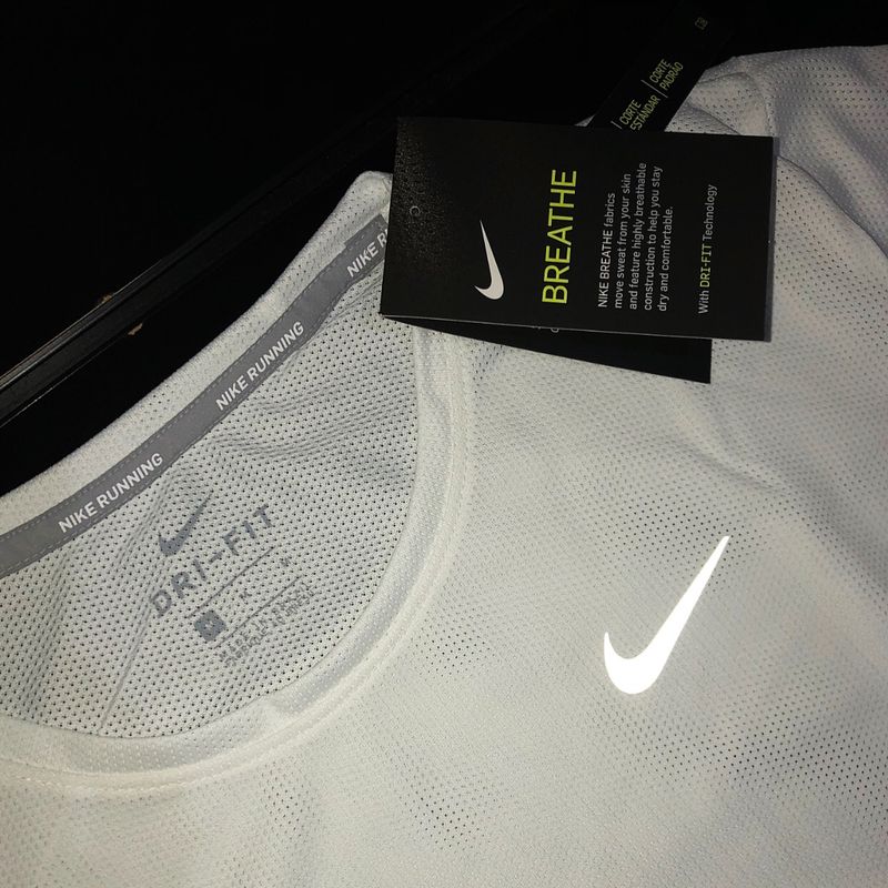 Nike dri store fabrics move sweat