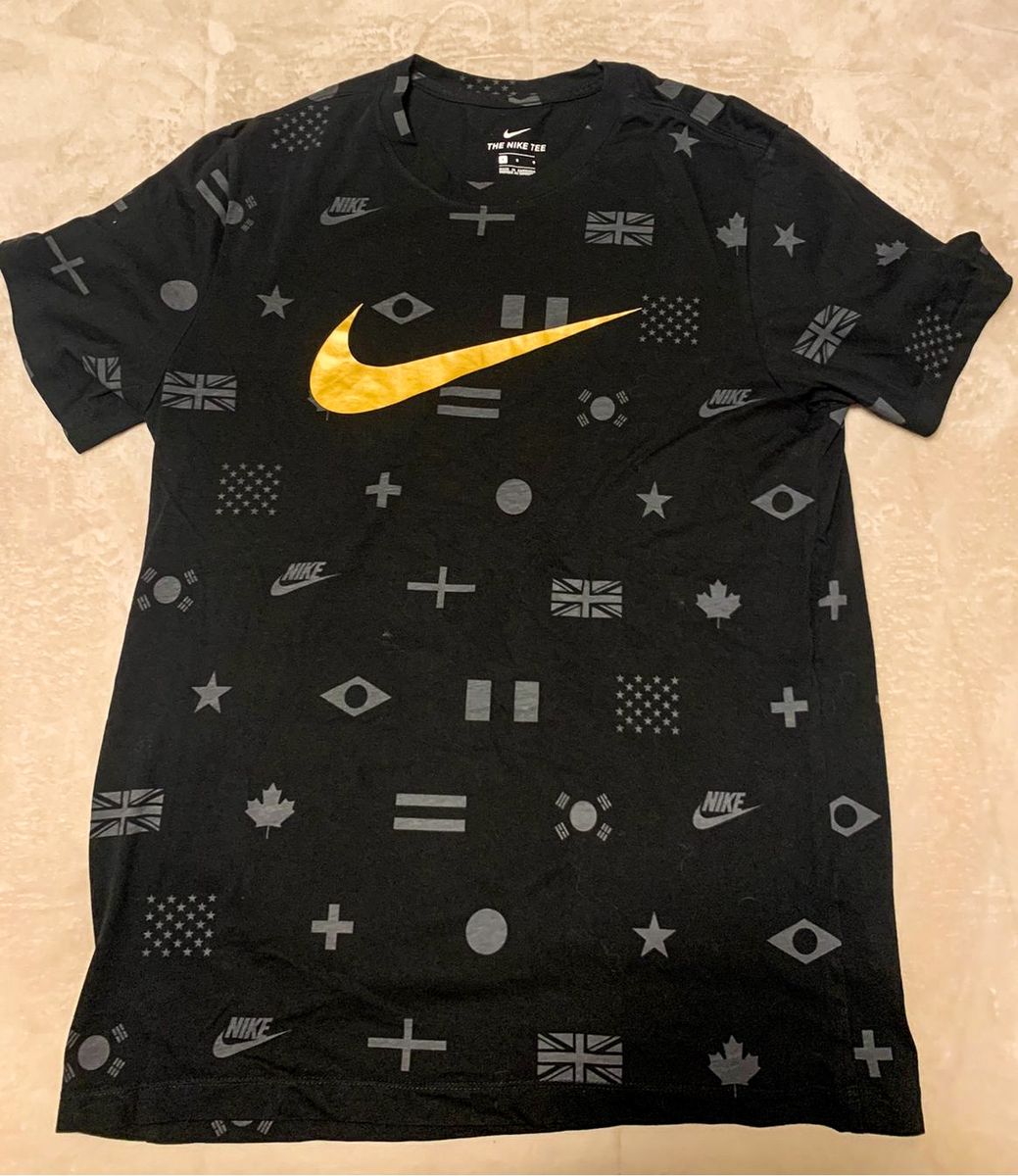 Camisa nike sale dourada