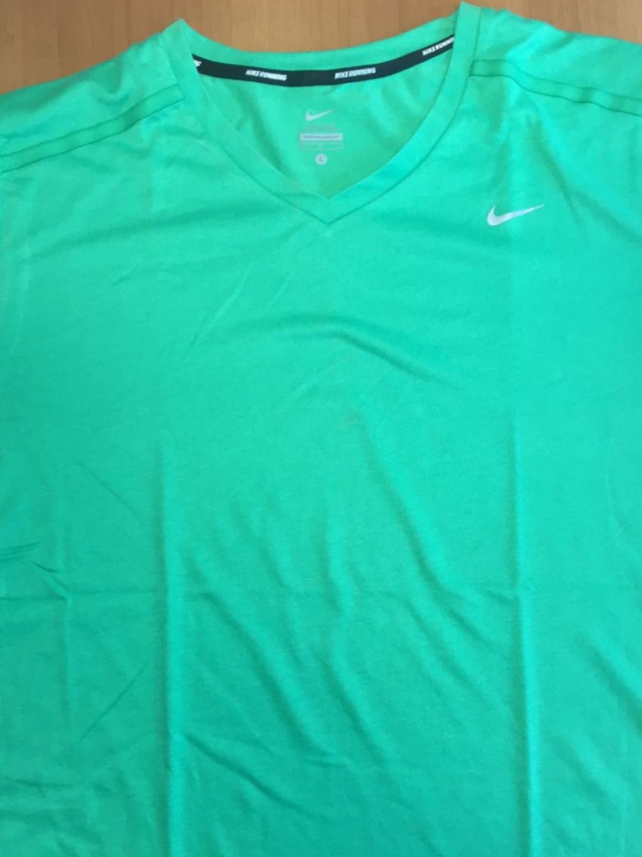 camiseta nike running masculina
