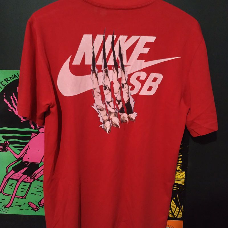 Nike sb store cat shirt