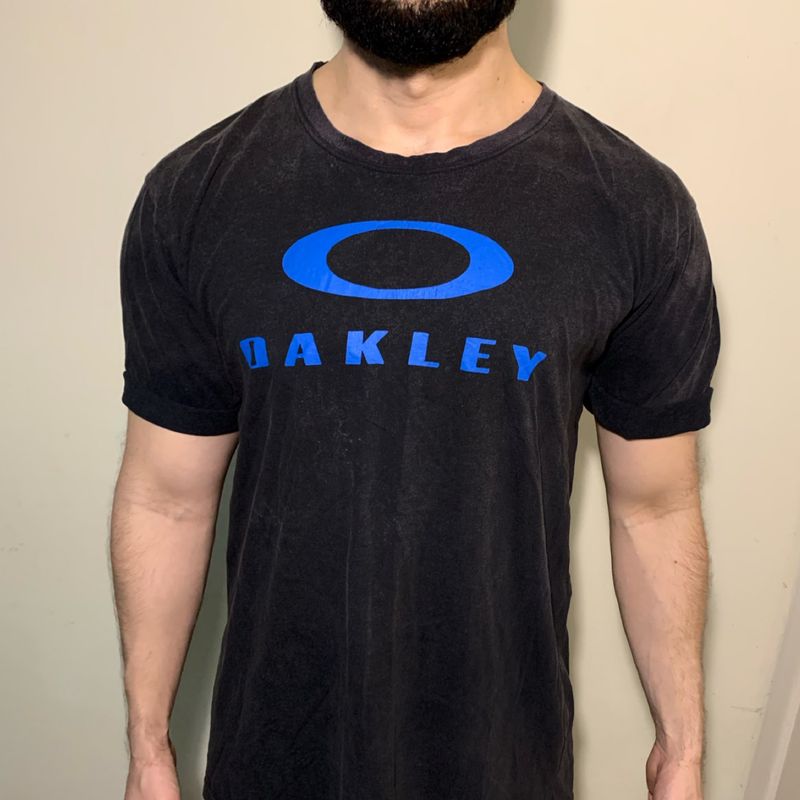 Camiseta Oakley Frogskins | Camiseta Masculina Oakley Usado 54001383 |  enjoei