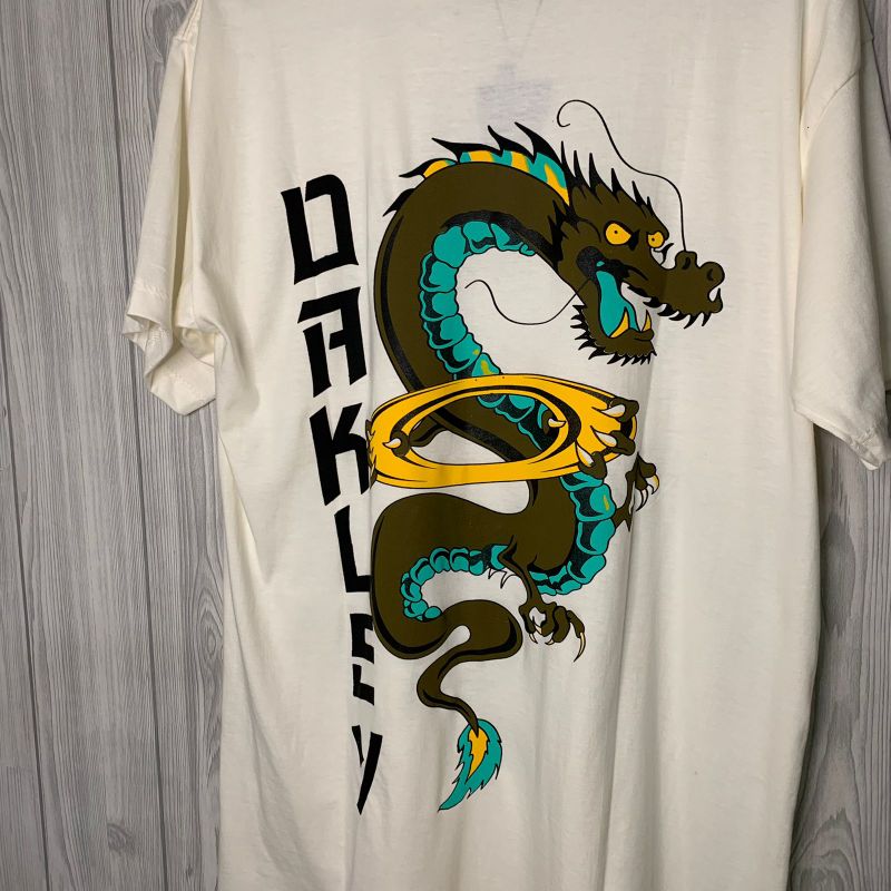 CAMISA OAKLEY CUSTOM DRAGON TATTO (AS MAIS PROCURADAS) Unissex