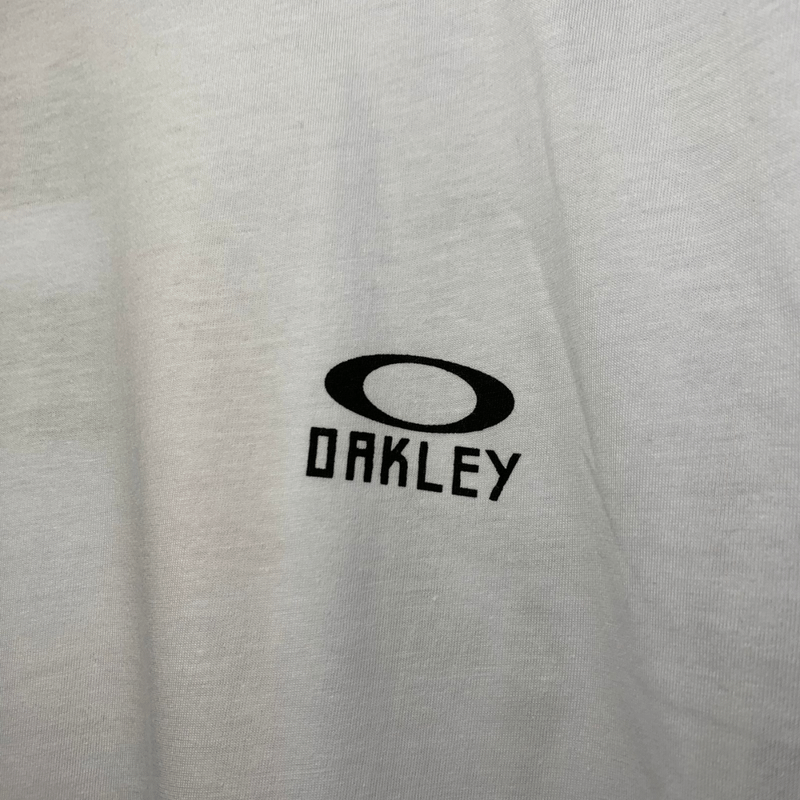 Camiseta Oakley The Dragon Tattoo 458065br-100 - Branco