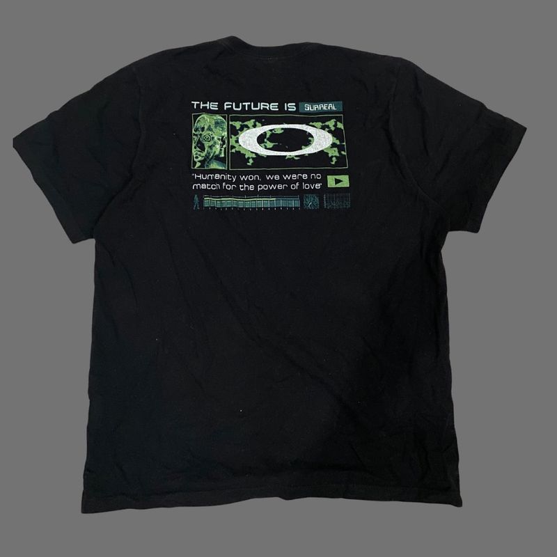 CAMISETA OAKLEY x SURREAL PERCEPETION