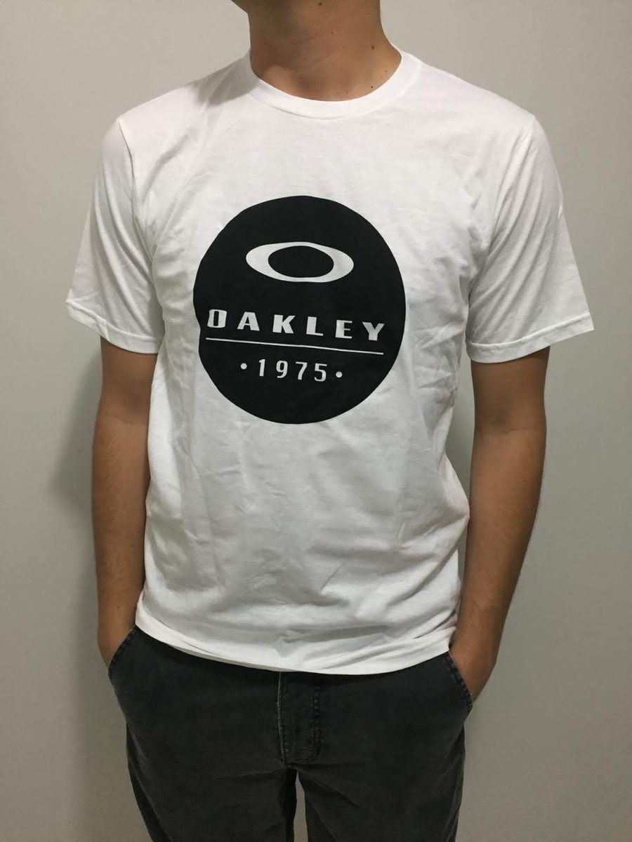 camisa feminina oakley