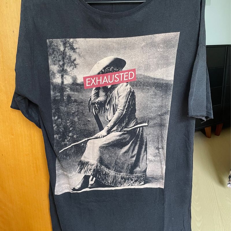 Camiseta Feminina Tamanho M  Camiseta Feminina Rena Usado
