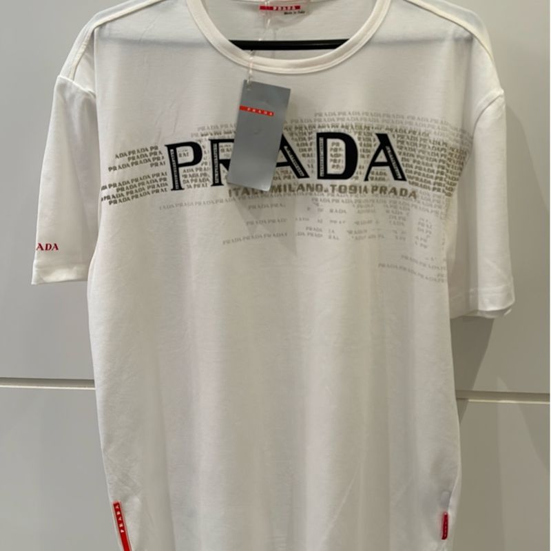 Camiseta Prada Milano - Dona Chica Brechó Online