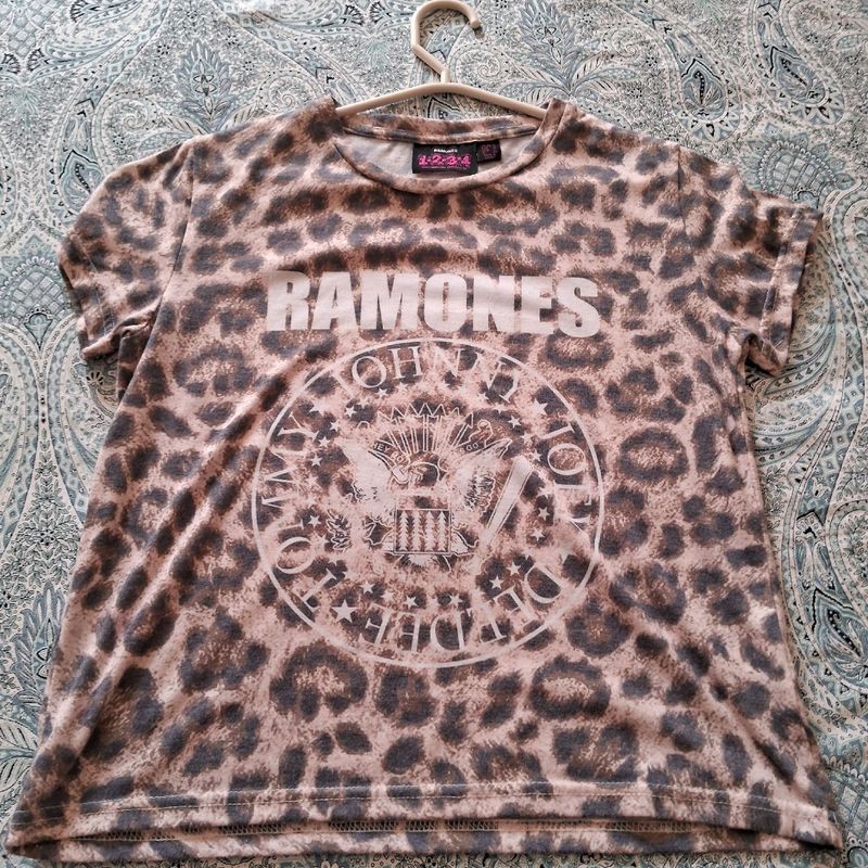 Camiseta Ramones Oncinha Primark Usado 94449918 enjoei