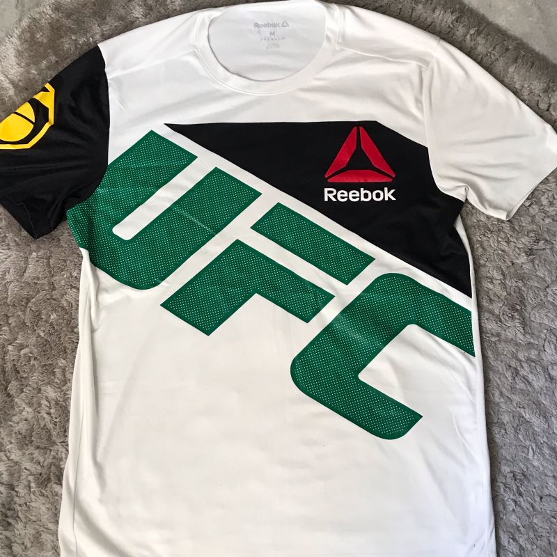 Camiseta Reebok Ufc José Aldo Tam M, Roupa Esportiva Masculino Reebok  Usado 81530444