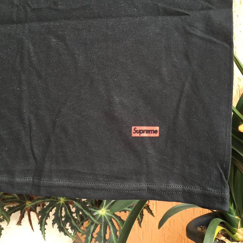 Camiseta Supreme X Hanes  Camiseta Masculina Supreme Nunca Usado