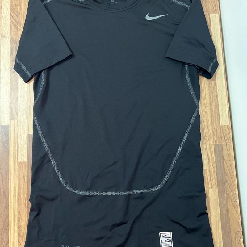 Nike pro store combat price