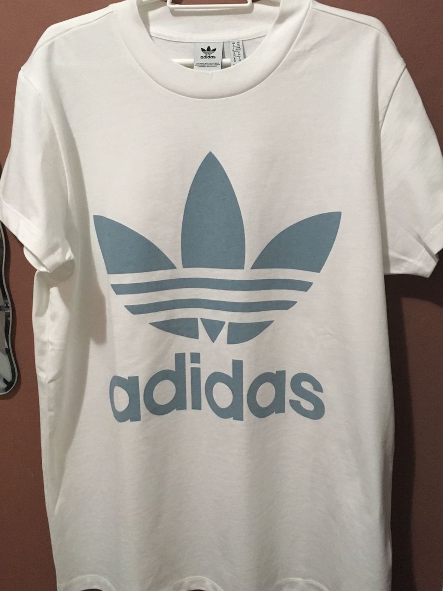 camiseta adidas oversized feminina