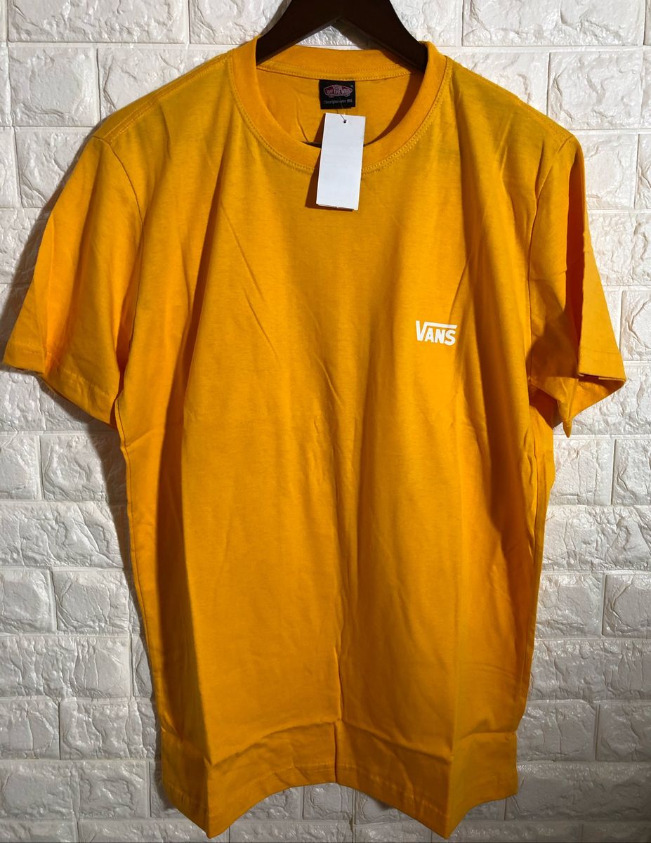 camiseta vans amarela