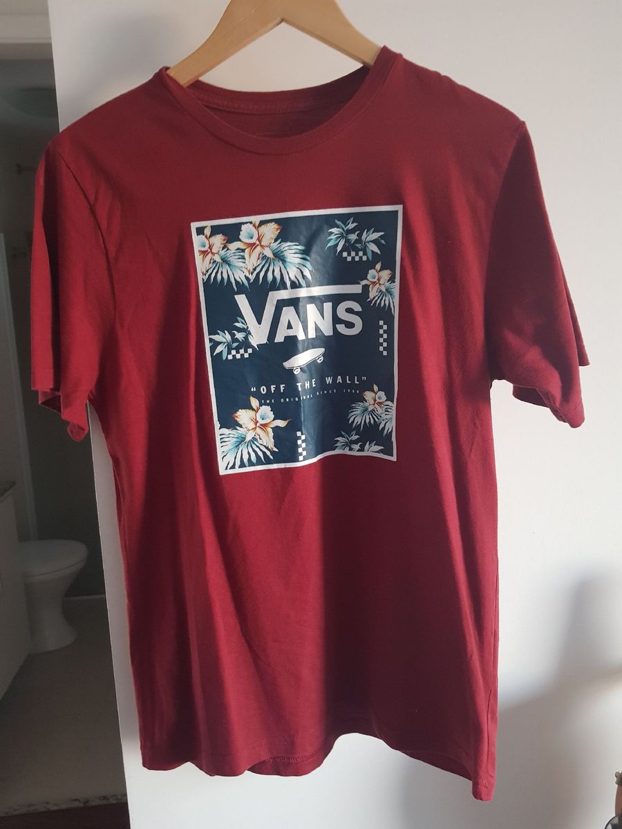 camiseta feminina vans off the wall