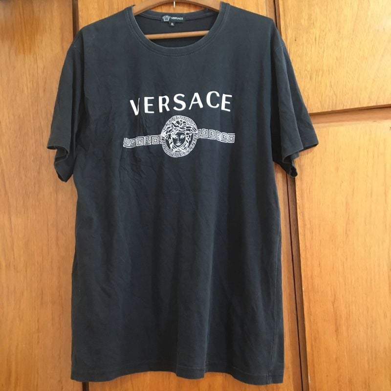 Camiseta Versace Original Tam M | Versace Usado 107960016 | enjoei
