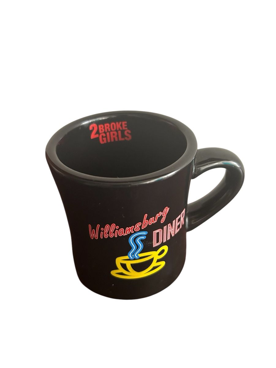 Caneca 2 Broke Girls | Usado 116768446 | enjoei