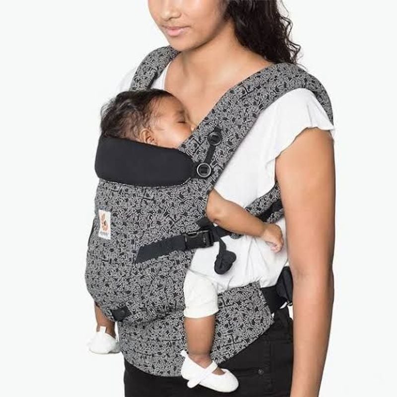 Ergobaby adapt on sale keith haring